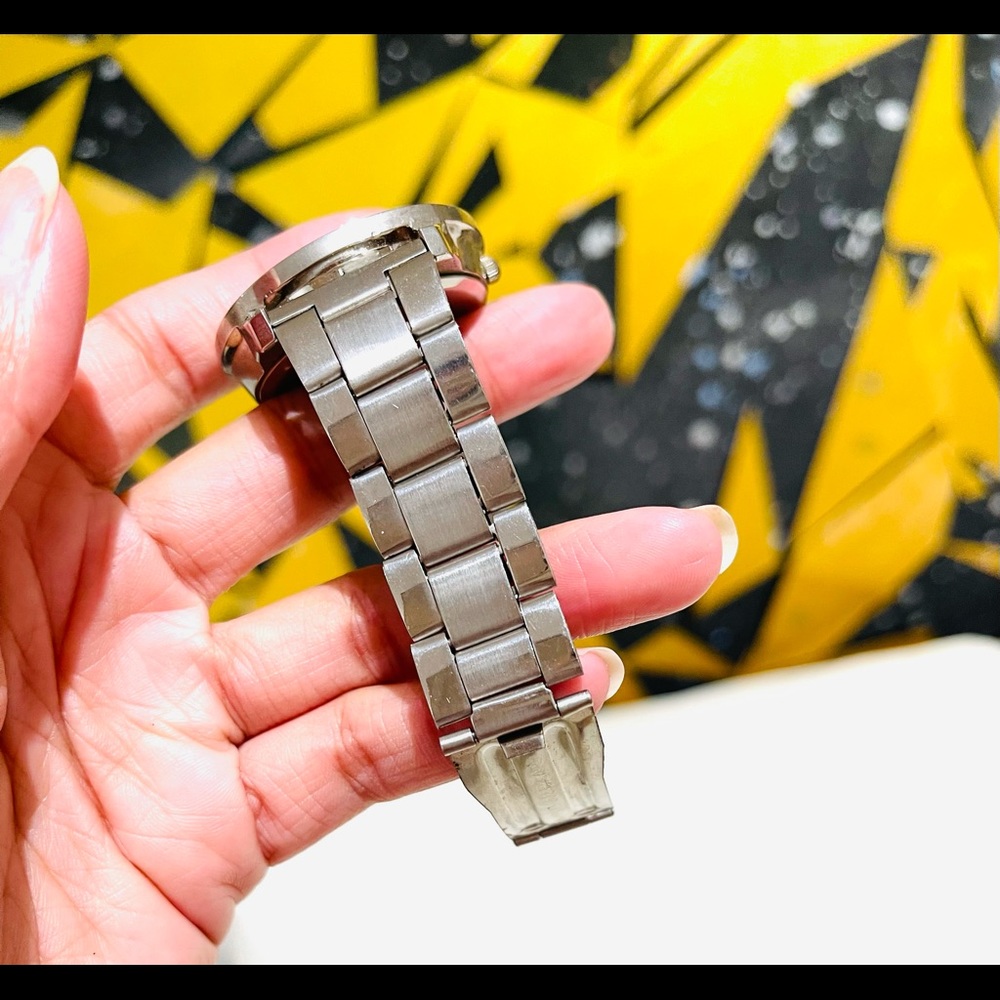 💕Hellokitty watch 💕 - Picture 3 of 4